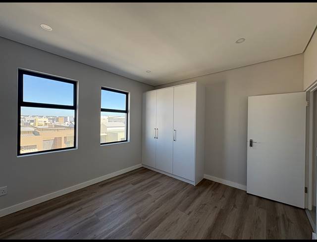 4 BEDROOM HOUSE FOR SALE IN SANDOWN